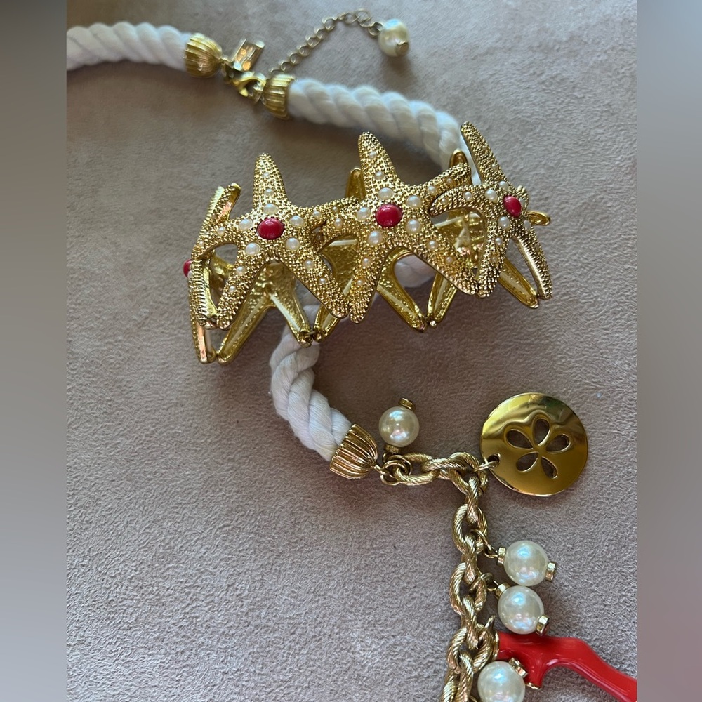 Lilly Pulitzer Gold and Coral Starfish Seashell Necklace and Bracelet Set NWOT - Picture 11 of 16